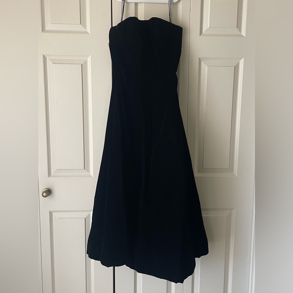 Ricci Michaels Mayfair | 50s Black velvet evening dress. Strapless.